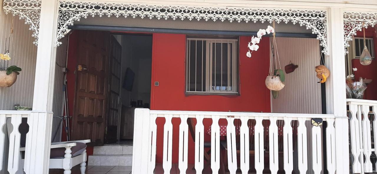 Les Anones Daire Saint-Gilles-les Bains Dış mekan fotoğraf