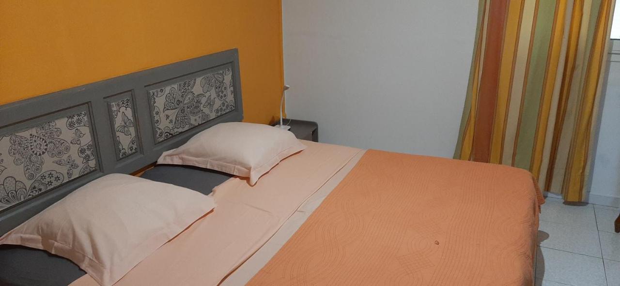Les Anones Daire Saint-Gilles-les Bains Dış mekan fotoğraf